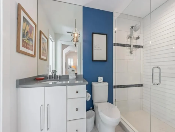 Walk to Beach Canal-Front Retreat in Anna Maria Island